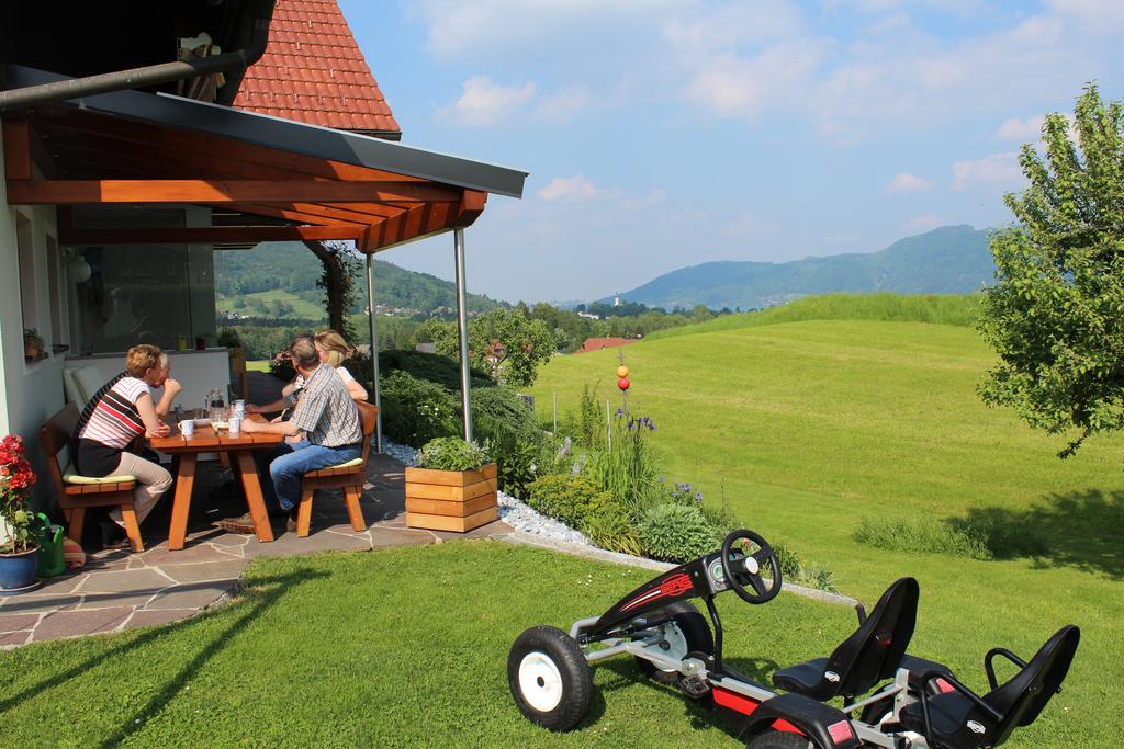 Ferienwohnung Seiringer Attersee Ruang foto